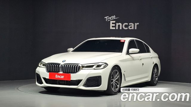 BMW 5-Series 520i M Sport, 2021