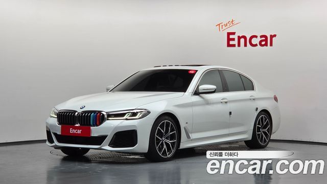 BMW 5-Series 530i xDrive M Sport Package, 2021