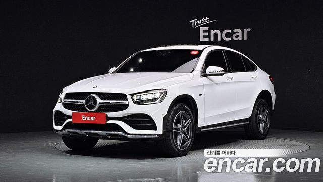 Mercedes-Benz GLC-Class GLC300e 4MATIC Coupe, 2020