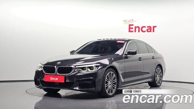 BMW 5-Series 530e M Sport, 2020