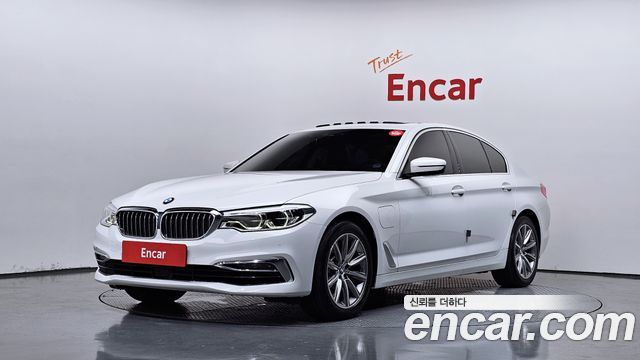 BMW 5-Series 530e Luxury, 2020