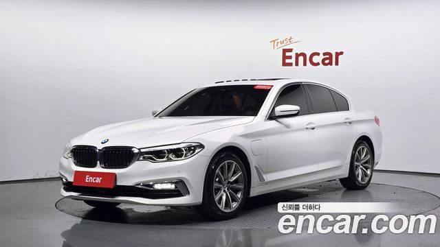 BMW 5-Series 530e Luxury, 2020