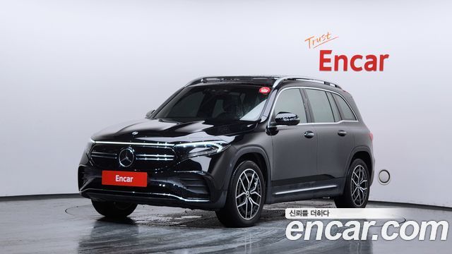 Mercedes-Benz EQB EQB300 4MATIC AMG Line, 2023