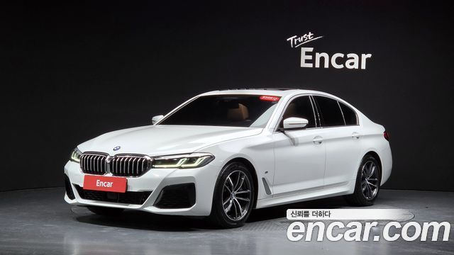 BMW 5-Series 520i M Sport, 2022