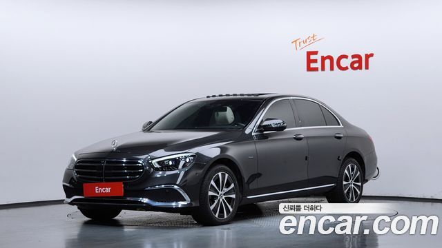 Mercedes-Benz E-Class E300e 4MATIC Exclusive, 2021