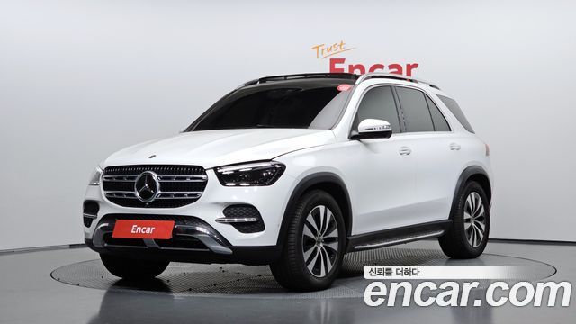 Mercedes-Benz GLE-Class GLE300d 4MATIC, 2024