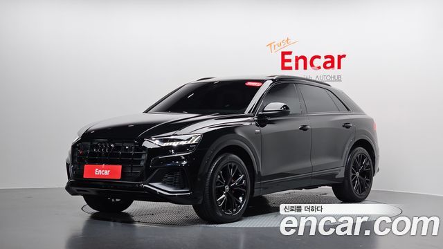 Audi Q8 55 TFSI Quattro Premium, 2022