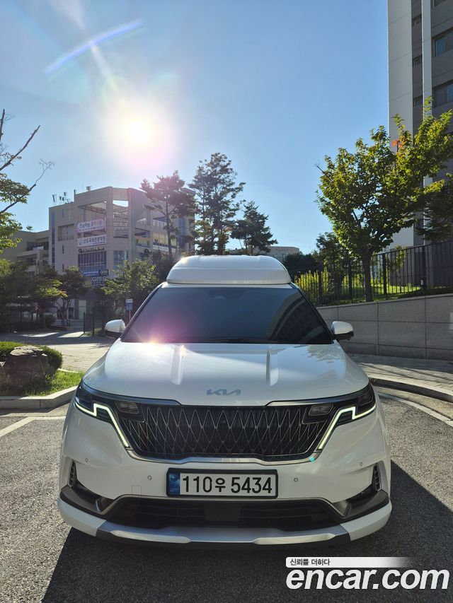 Kia Canival Diesel 9-Seater Hi-Limousine, 2023
