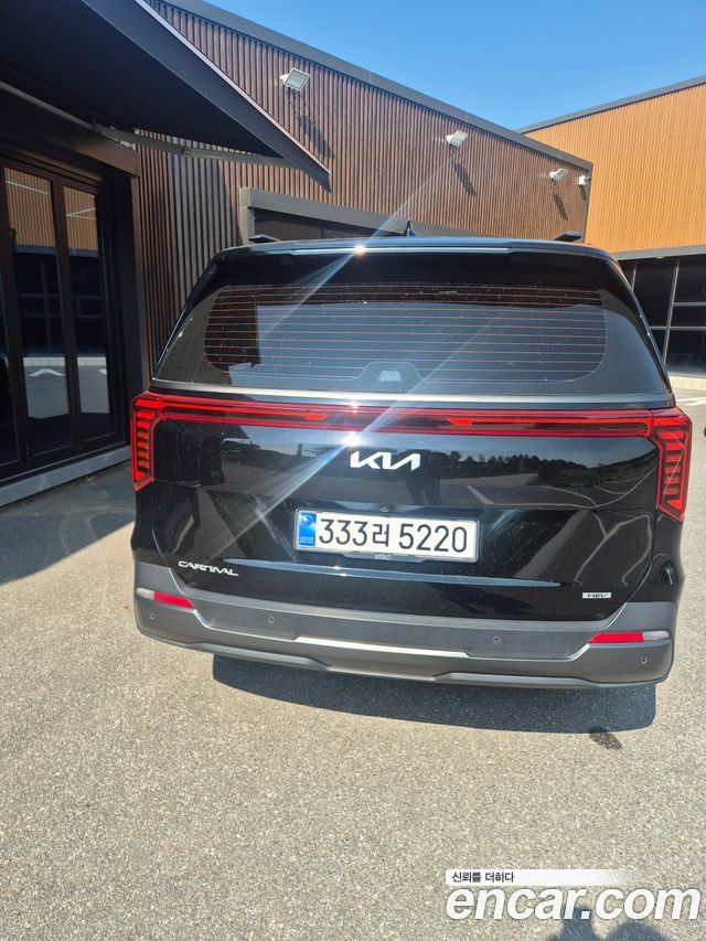 Kia Canival HEV 9seater Gravity, 2025
