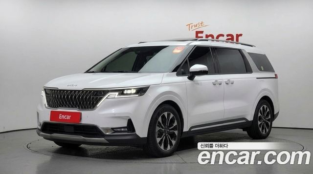 Kia Canival Gasoline 7-Seater Signature, 2023