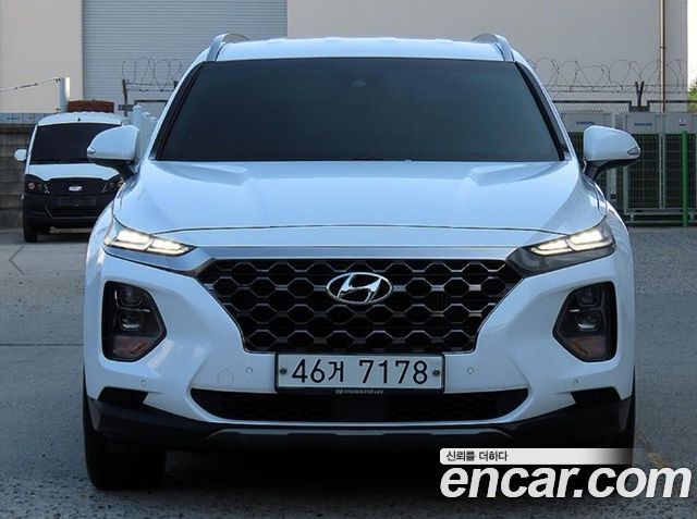 Hyundai Santafe Diesel 2.2 2WD, 2018