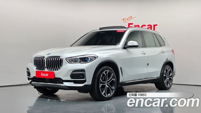 BMW X5 xDrive 40i xLine, 2022