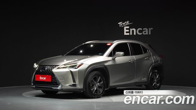 Lexus UX 2.0 2WD, 2019