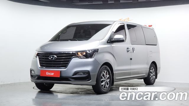 Hyundai Starex Urban 9-Seater, 2018