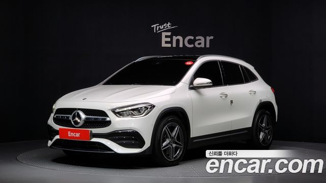 Mercedes-Benz GLA-Class GLA250 4MATIC, 2020