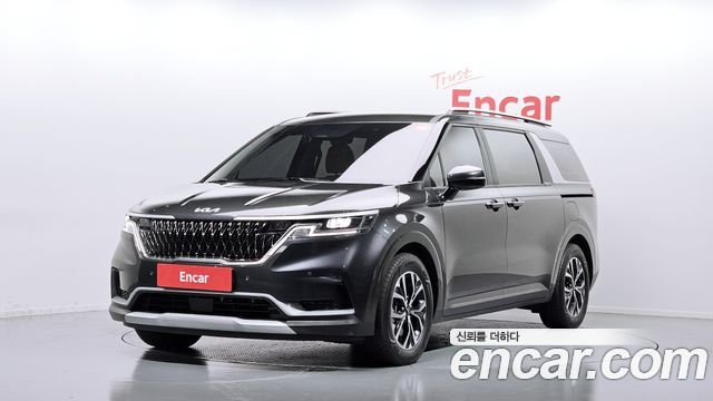 Kia Canival 9-Seater Prestige, 2022