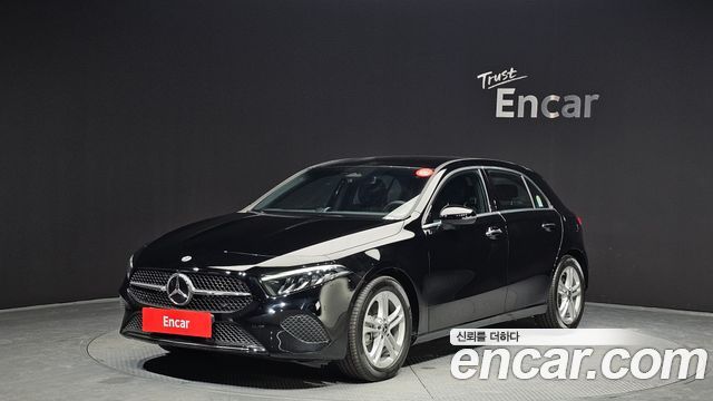 Mercedes-Benz A-Class A220 Hatchback, 2025
