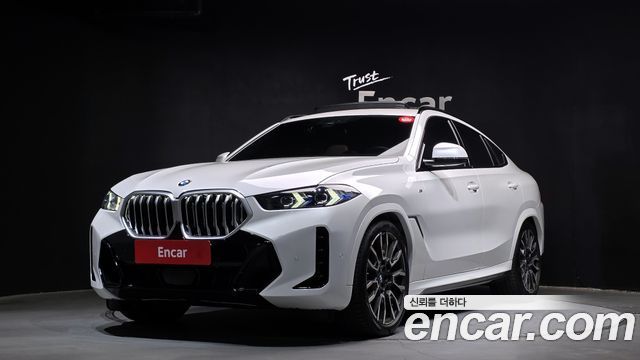 BMW X6 xDrive40i M Sport, 2025
