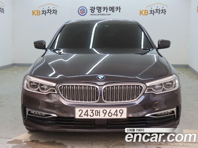 BMW 5-Series 520d Luxury Plus, 2020