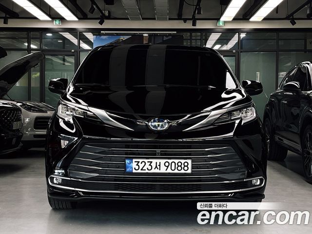 Toyota Sienna 2.5 Hybrid AWD, 2021