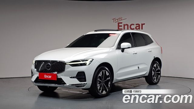 Volvo XC60 B5 Ultra Bright Air Sus, 2025