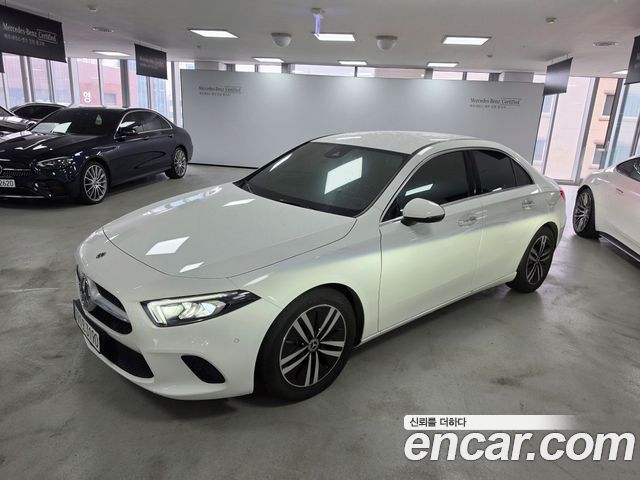 Mercedes-Benz A-Class A220 Sedan, 2022