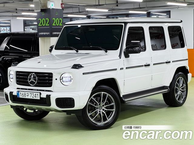 Mercedes-Benz G-Class G450d, 2025