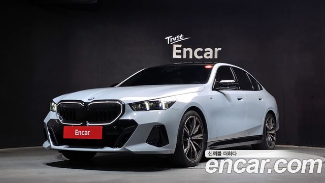BMW 5-Series 530i xDrive M Sport, 2024