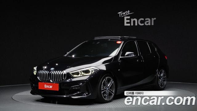 BMW 1-Series 120i M Sports, 2022