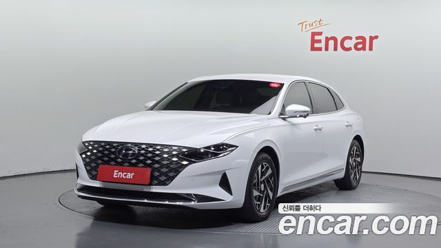Hyundai Grandeur Le Blanc, 2022