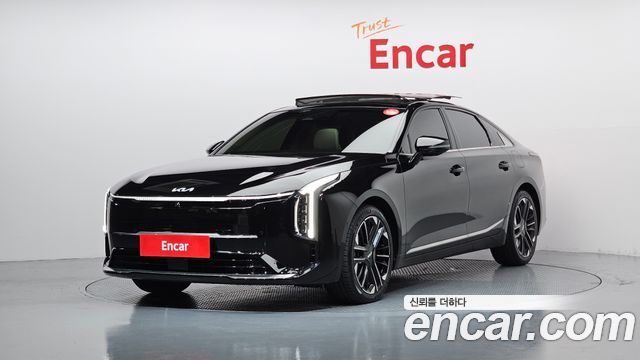 Kia K8 Signature, 2025