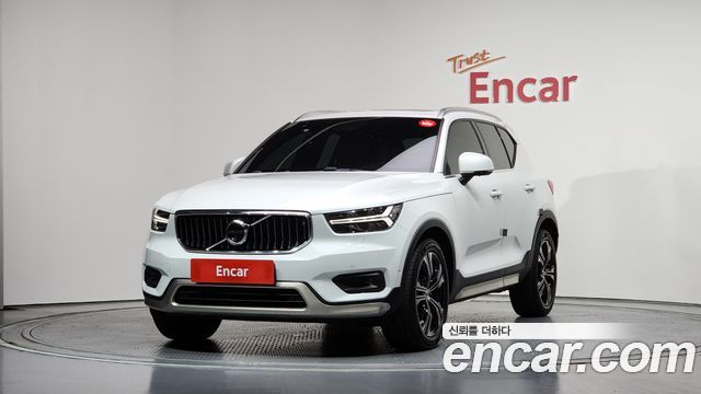 Volvo XC40 B4 Inscription, 2021