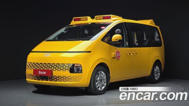 Hyundai Staria HEV 1.6 Kinder, 2024