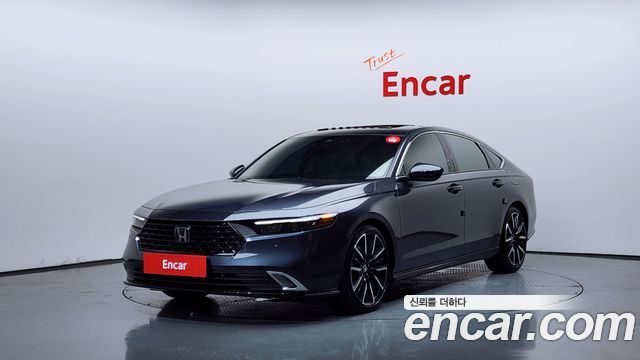 Honda Accord 2.0 Hybrid Touring, 2023