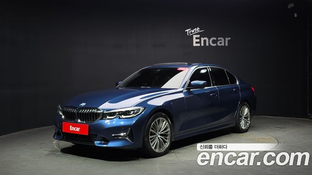 BMW 3-Series 320i Luxury, 2021