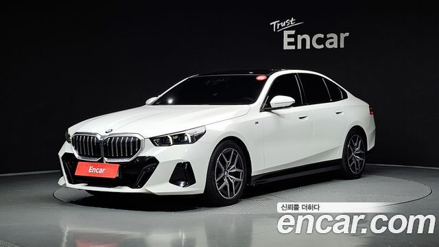 BMW 5-Series 520i M Sport, 2024