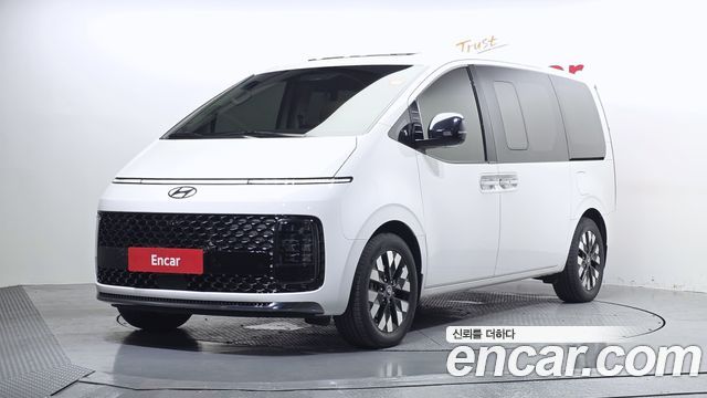 Hyundai Staria HEV 1.6 Lounge 7-Seater, 2024
