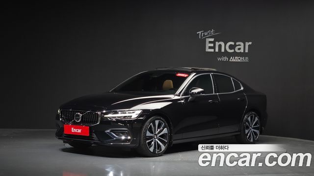 Volvo S60 B5 Ultimate Bright, 2022
