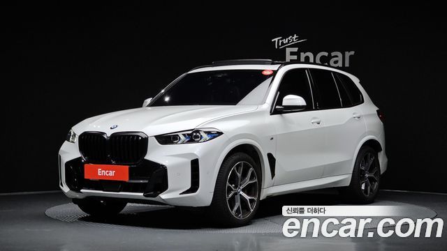 BMW X5 xDrive 40i M Sport, 2023