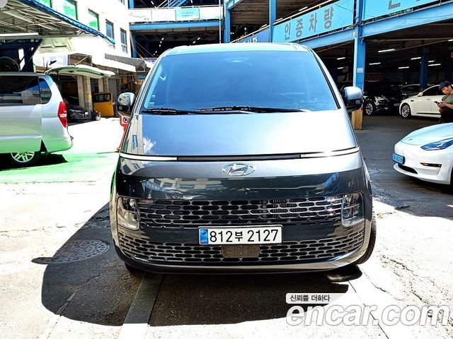 Hyundai Staria Cargo 5-Seater, 2023