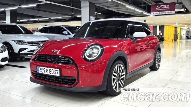 Mini Cooper Classic, 2025