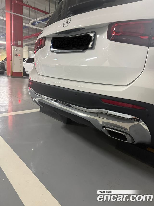 Mercedes-Benz GLB-Class GLB220, 2021