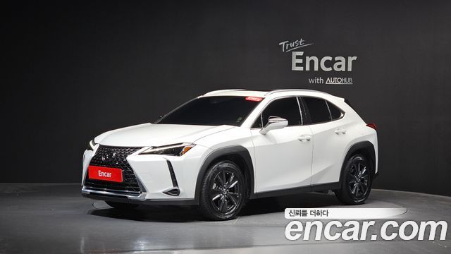 Lexus UX 2.0 2WD, 2023