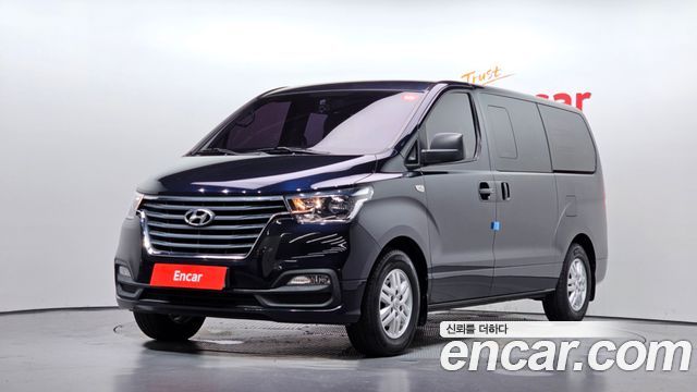 Hyundai Starex Van 5-Seater, 2019