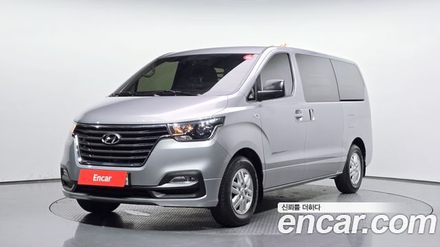 Hyundai Starex Van 3-Seater, 2020