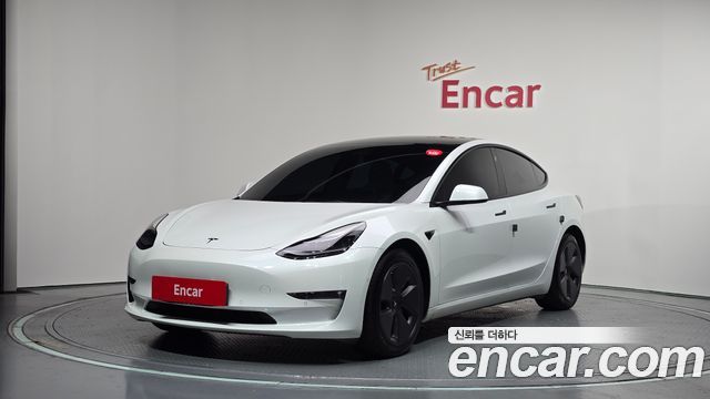 Tesla Model 3 Long Range AWD, 2022