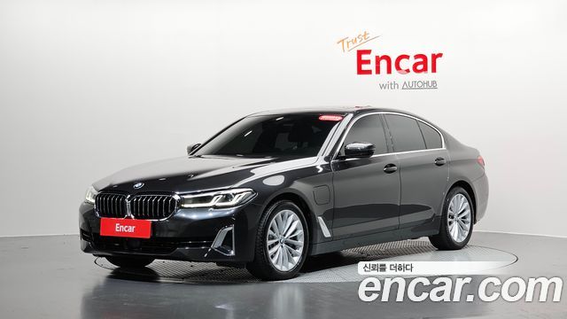 BMW 5-Series 530e Luxury, 2020
