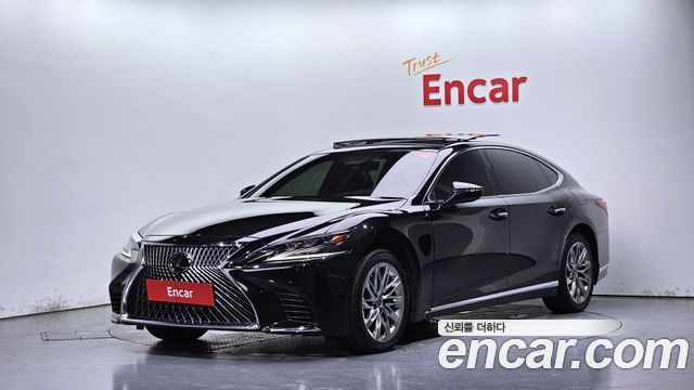 Lexus LS 3.5 Luxury AWD, 2018