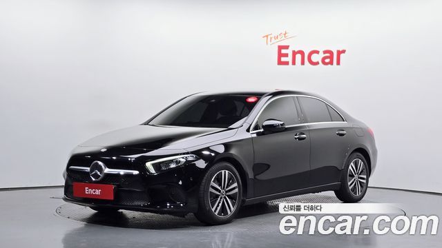 Mercedes-Benz A-Class A220 Sedan, 2022