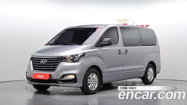 Hyundai Starex Van 3-Seater, 2019
